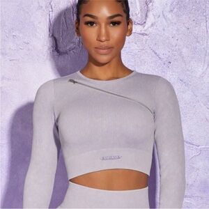 Bo + Tee Workout Long Sleeved Ribbed Top